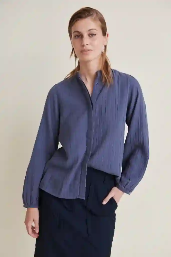 Ember ls shirt gots shirts ba481 05 421 vintage indigo 1 1650x crop center