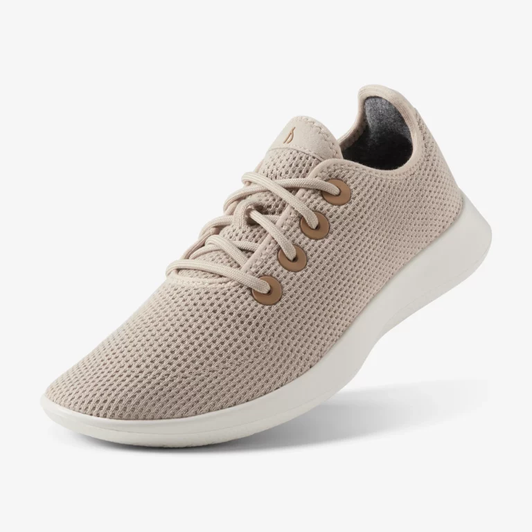 A10788 s24q2 tree runner rugged beige natural white pdp single 3q