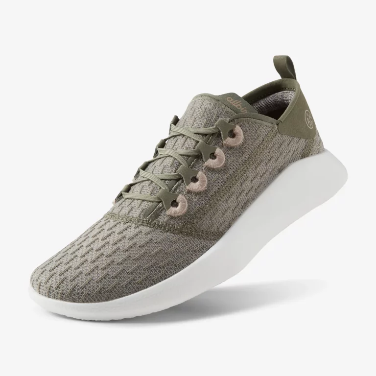 A10823 s24q2 superlight trainer rugged green blizzard pdp single 3q 1200x1200